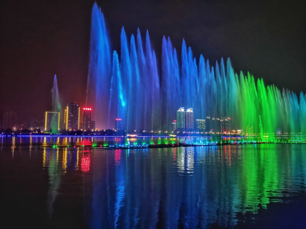 汉江的七彩喷泉