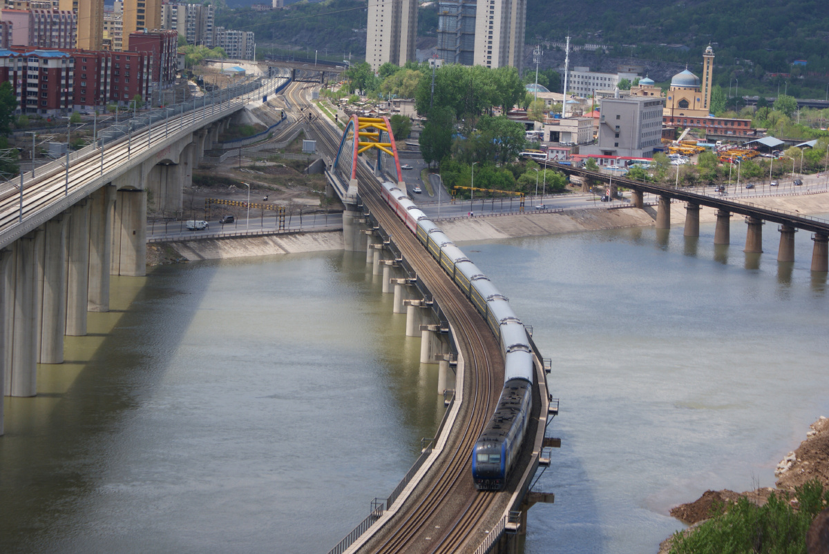 沈丹线上的df11g - 图虫摄影网