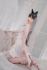 158543
