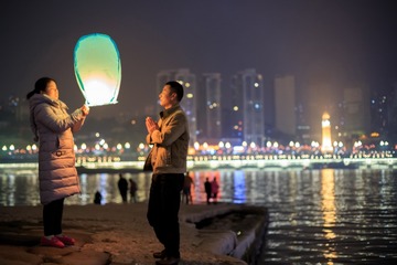 点一盏思念