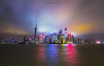 彩色风暴