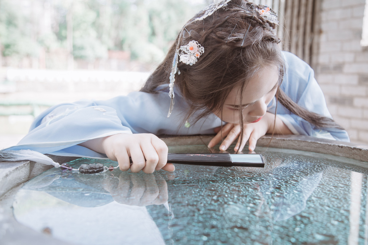 霖铃- 尚贤礼易 - 图虫