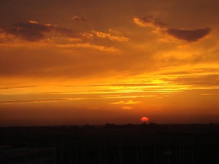 夕日的落日 