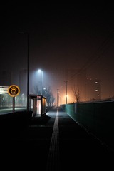 158433
