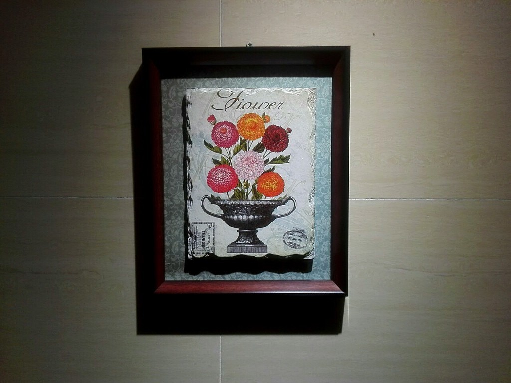 酒店卫生间墙壁上的画，华为手机随拍