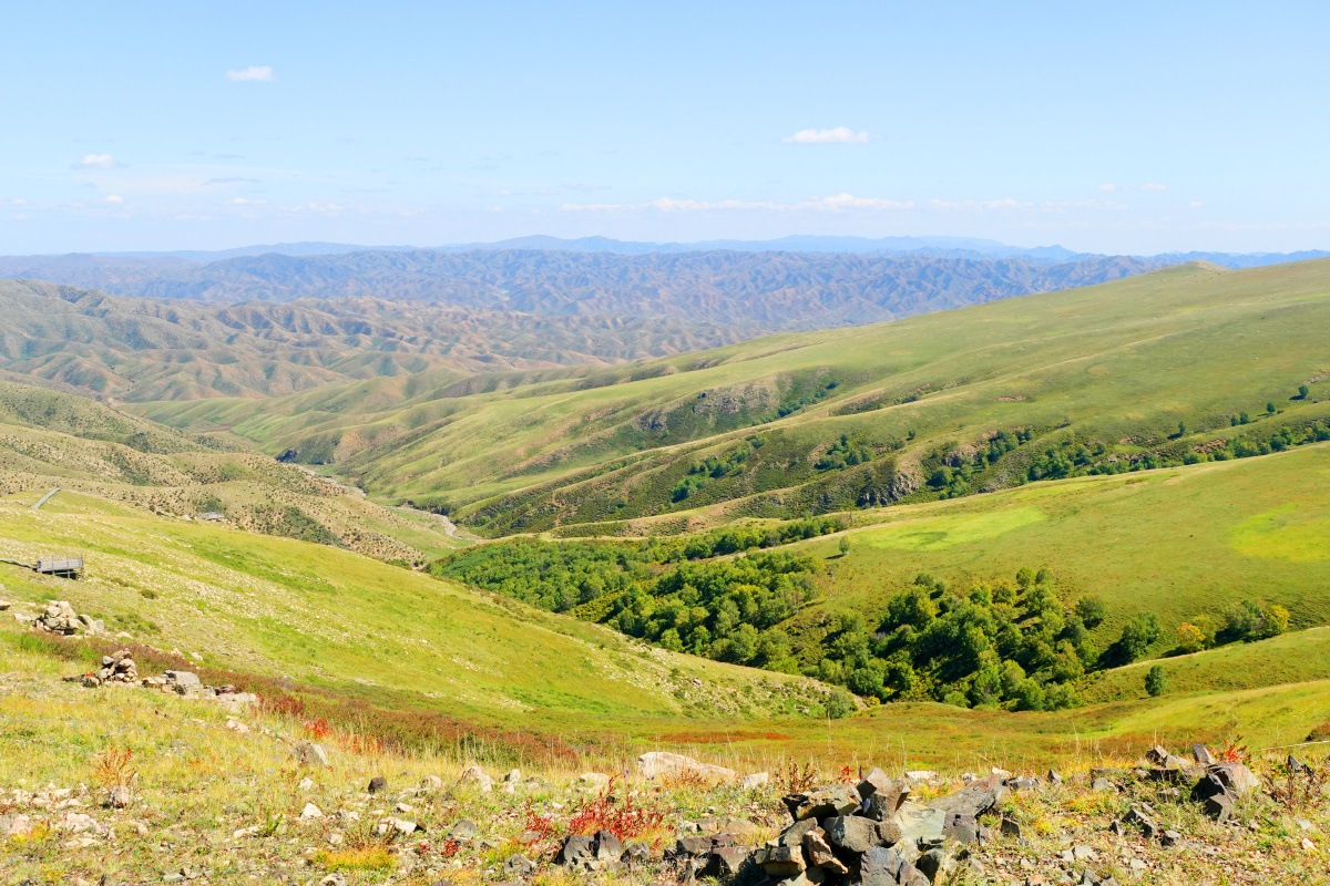 内蒙古包头春坤山风光