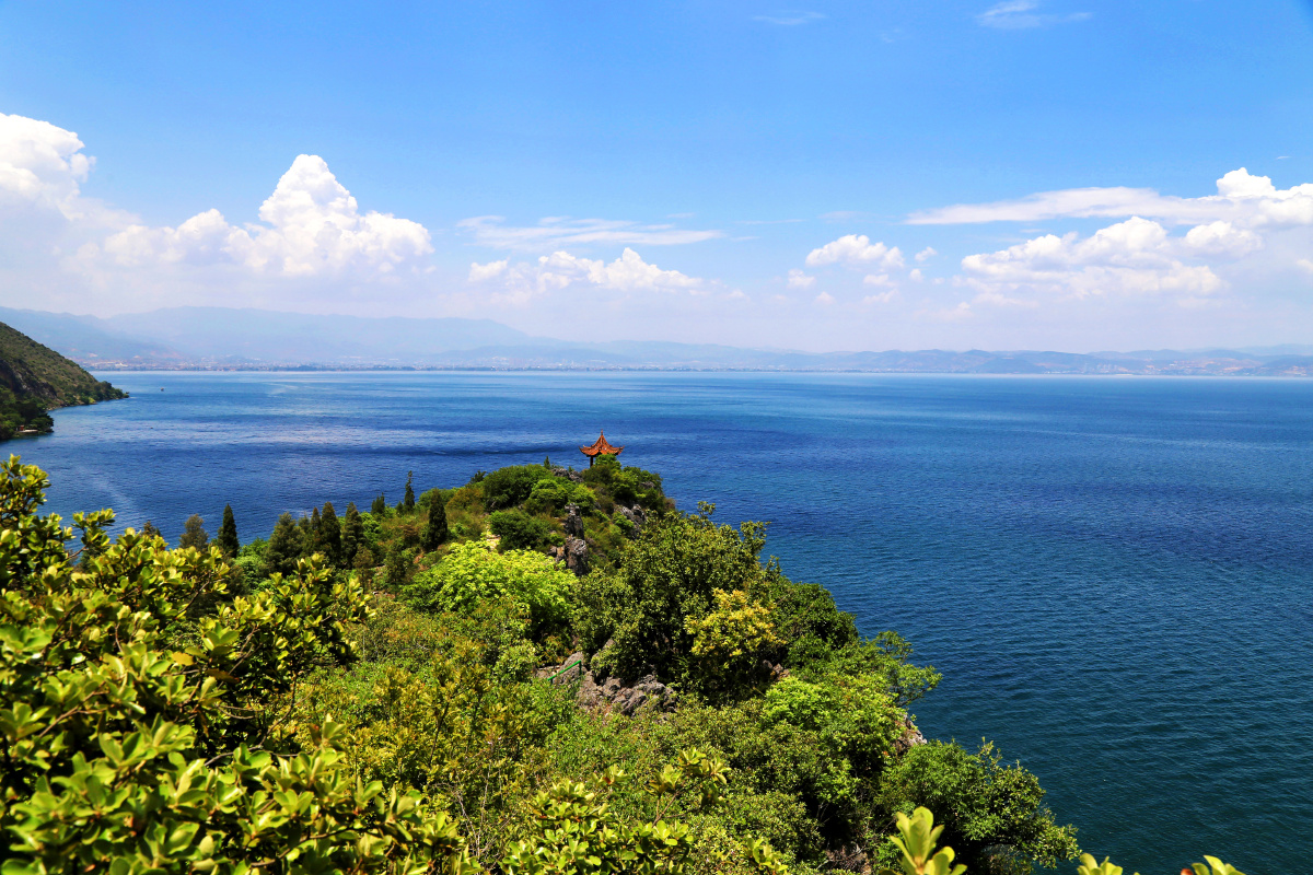 云南抚仙湖风光