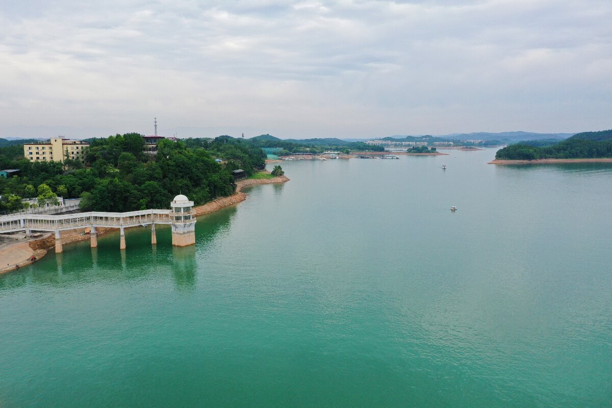 绵阳游仙区仙海风景区图片