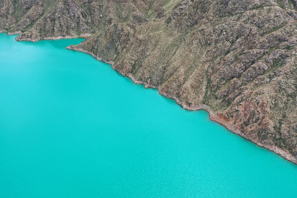 德令哈黑石山水库图片