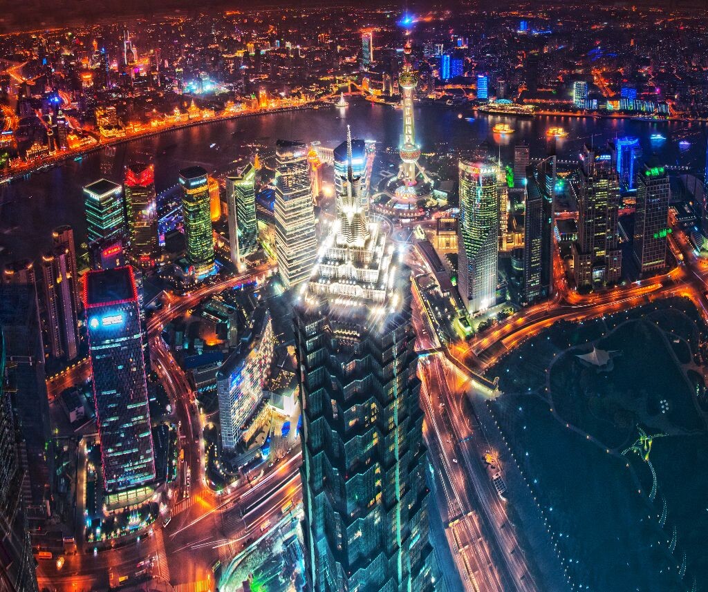 越夜越美丽。