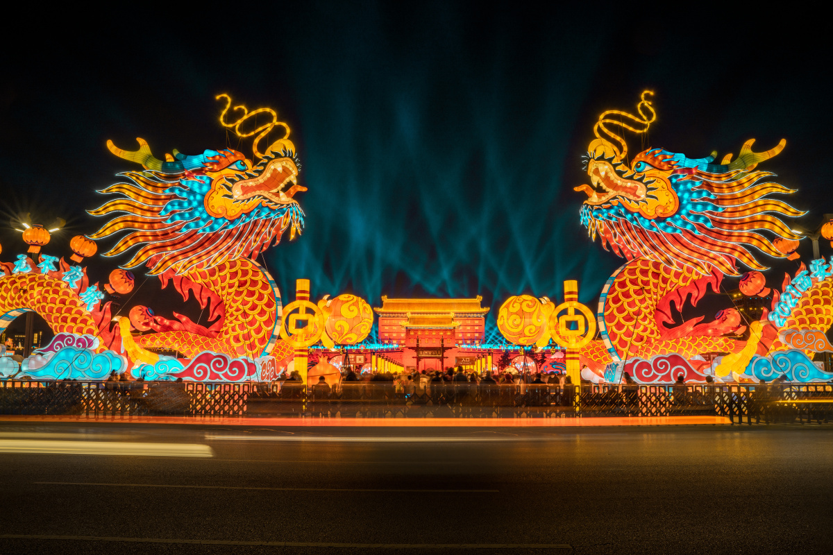 繁华盛世的西安南门