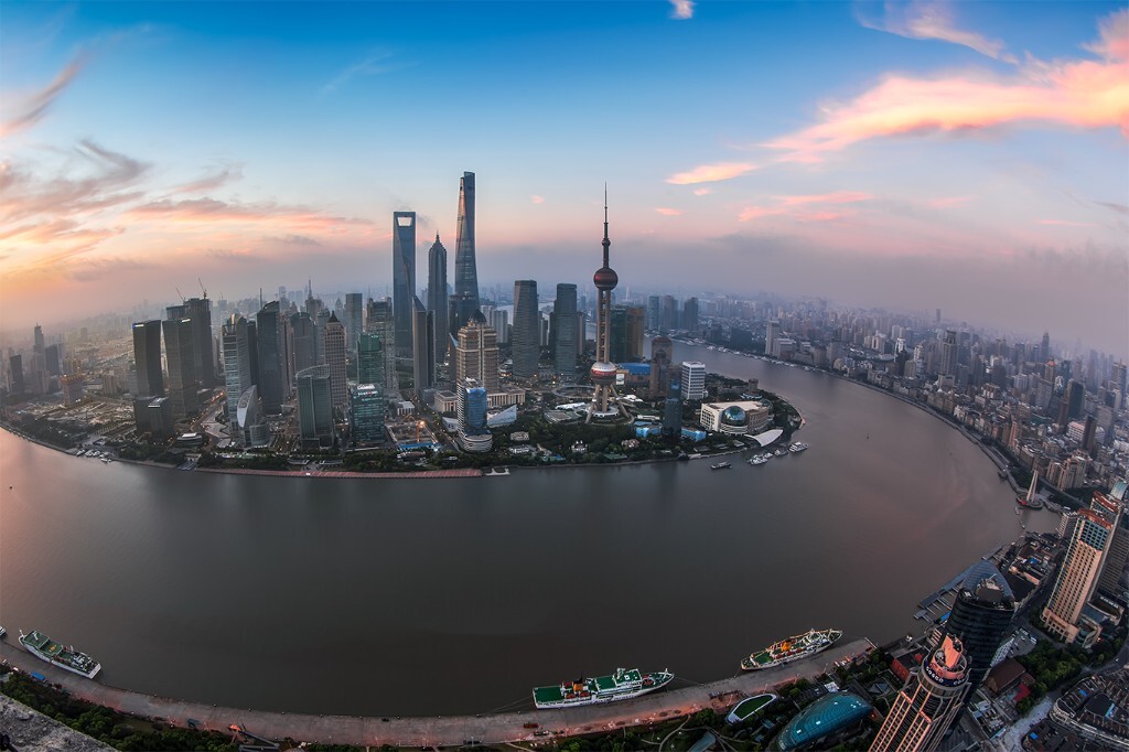 近来天气不理想，开始慢慢整理前段时间拍摄的片子，随便练练ps。