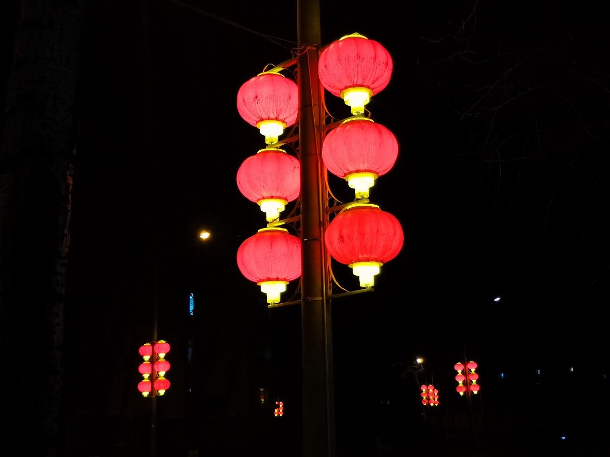 摄友<br />
对射
