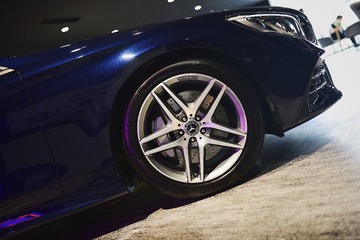 S450coupe前排内饰轮毂