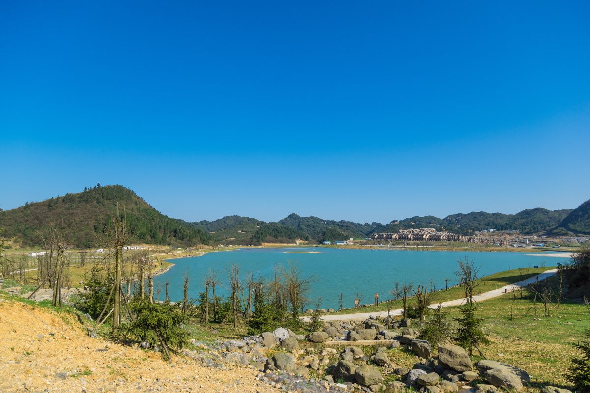 澜天湖的第一天