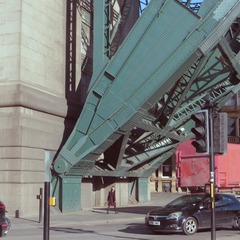 2733068