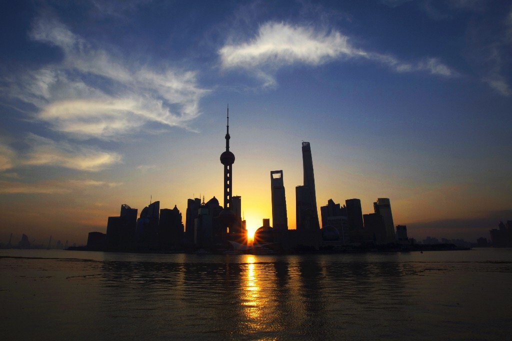 来上海这么多年，还是第一次看日出~