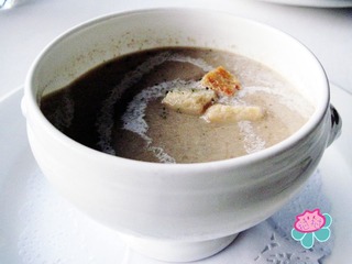 IMG_0632奶油蘑菇汤
