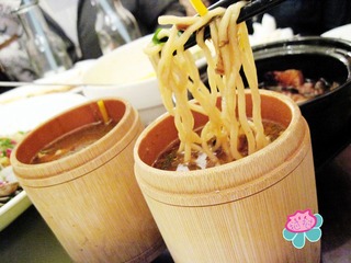 IMG_2896竹筒面.jpg