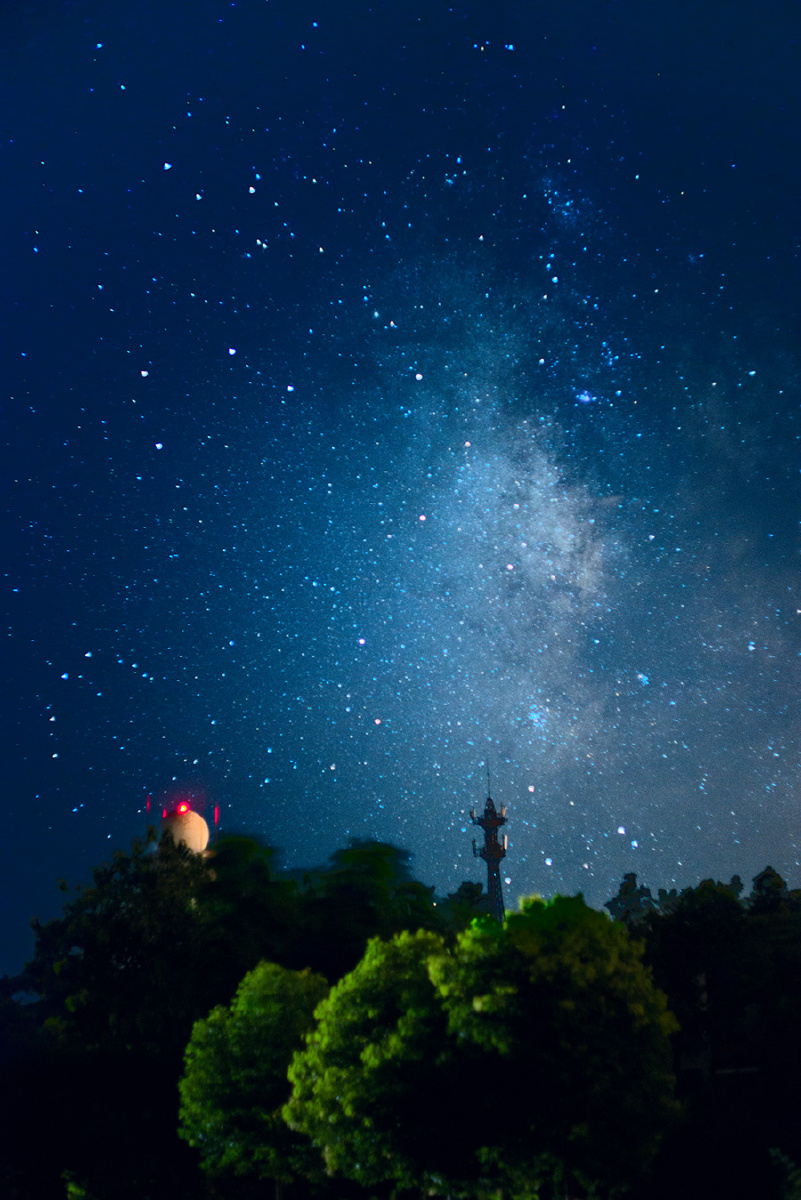 达州雷音铺森林公园的星空