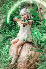 47033