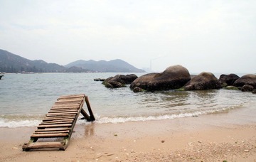 磨子石3.JPG