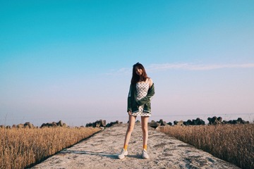 001