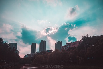 363863