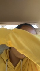 5579372