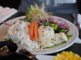 the-lobster-pot-provincetown-ma_15111716895_o