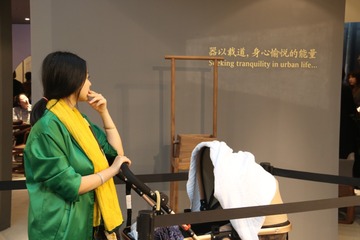 博览会上的人们（四）