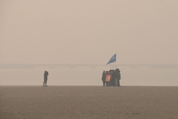 那天海边的集体活动