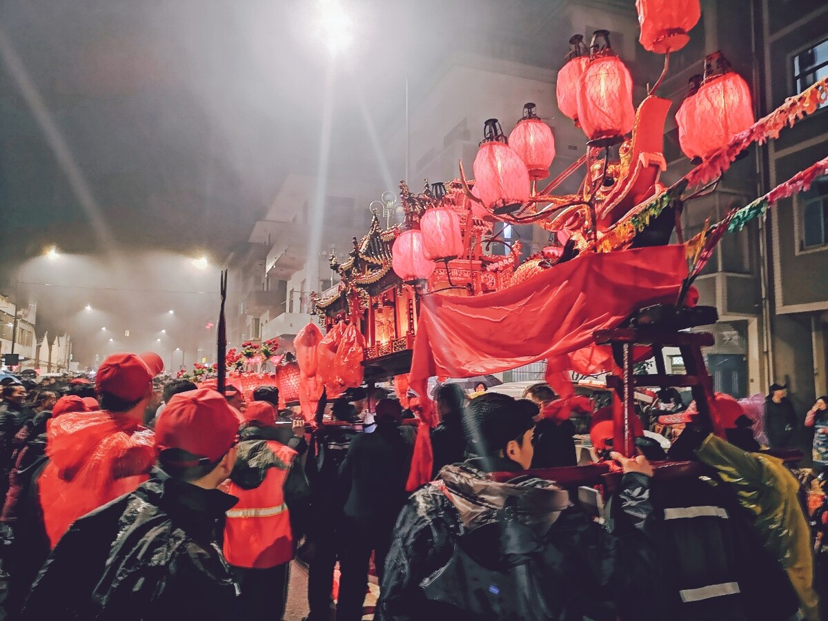 乌镇春节旅游攻略,从上海到杭州-白沙浮雕像