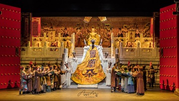 中国中央歌剧院在日内瓦首演《图兰朵》