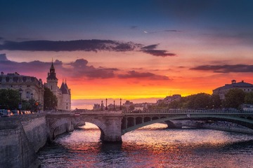 Seine sunset