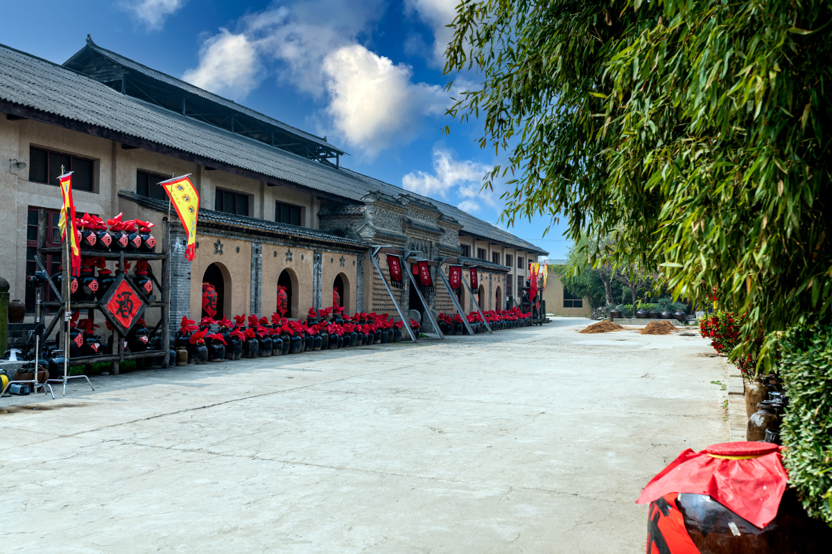 鄠邑区龙窝酒厂区