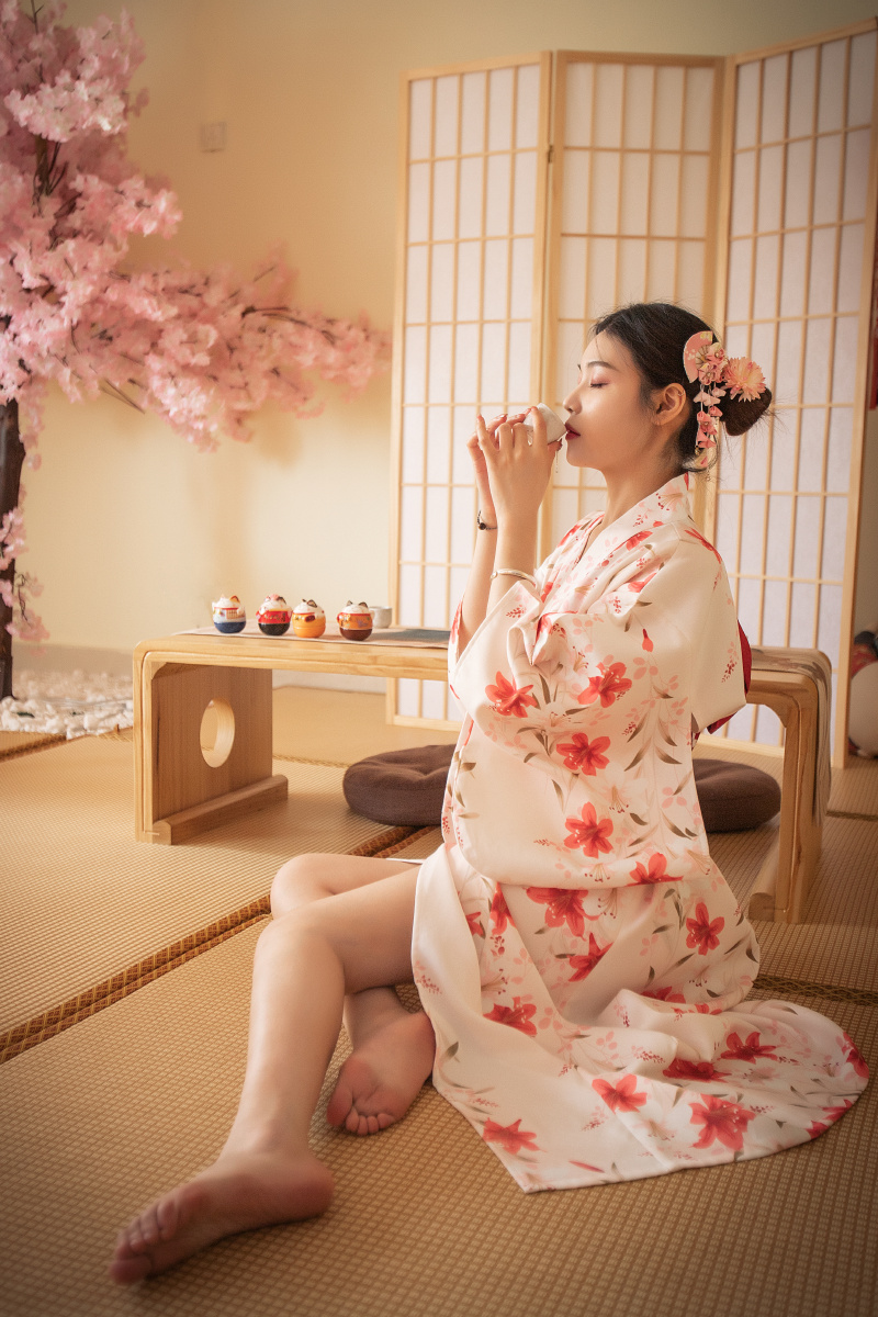 分享一组最近拍的和服小姐姐