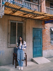BB60AE53-FD2A-43DD-B18C-5527102AC25C/L0/001