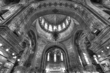 _DSC3931_2_3_tonemappedbw