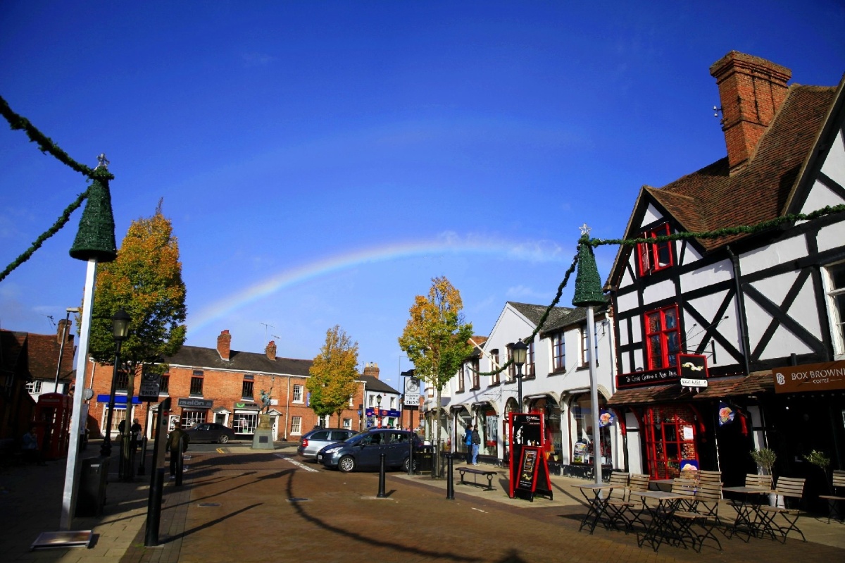上次回最爱的stratford小镇,竟然像迎接我似地出了双彩虹.