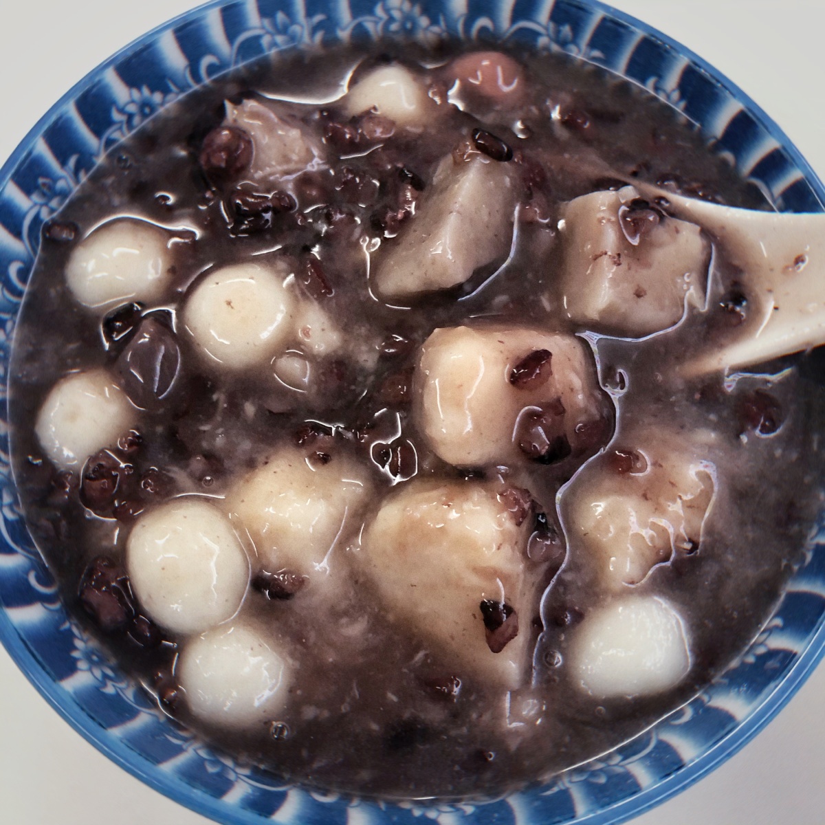 黑糯米香芋小丸子