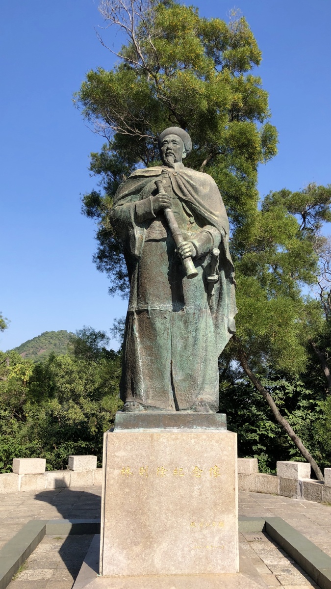 林则徐纪念铜像左炮台深圳赤湾公园