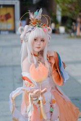 001