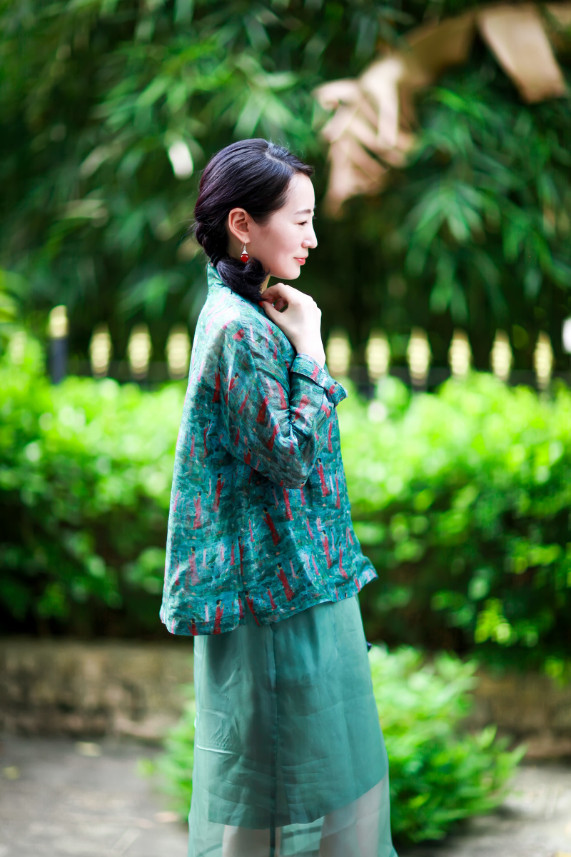 闲来石上观流水欲洗禅衣未有尘