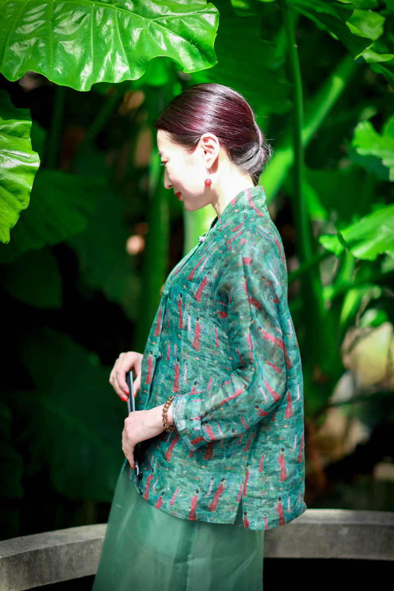 闲来石上观流水欲洗禅衣未有尘