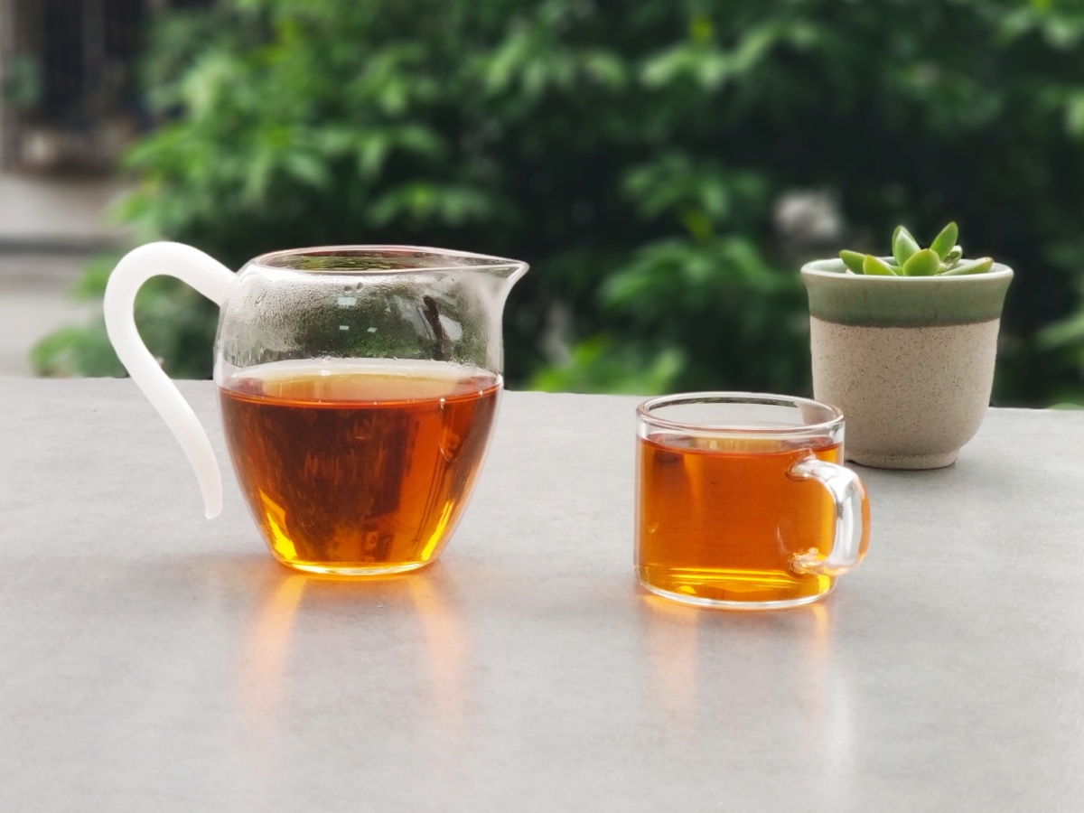 来一波滇红茶意境图