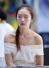 99298