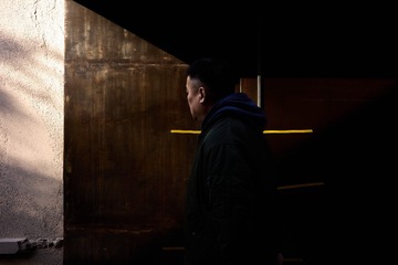 001