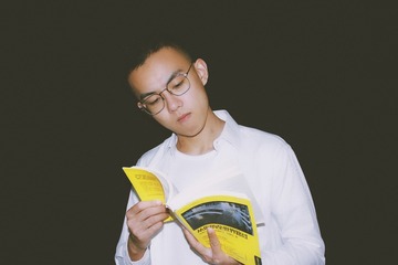 001