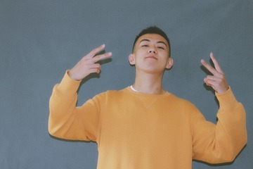 001